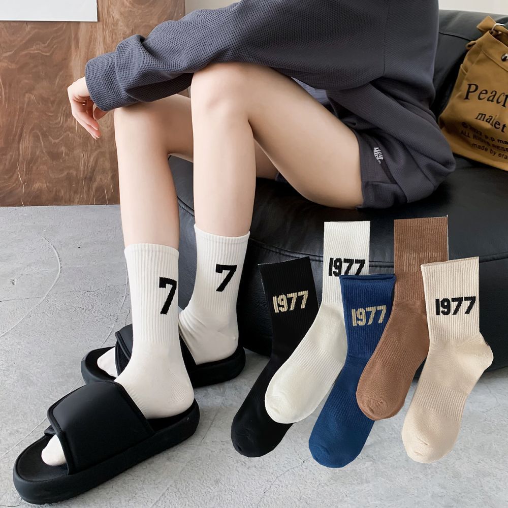 Fear Of God Essential - 4PCS Neue 1977 Socke Sport Skateboard