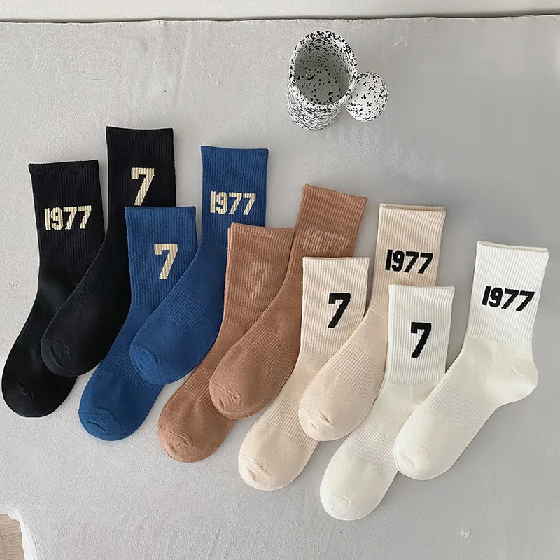 4PCS Neue 1977 Socke Sport Ska – Fear Of God Essential Bewertung und Preis