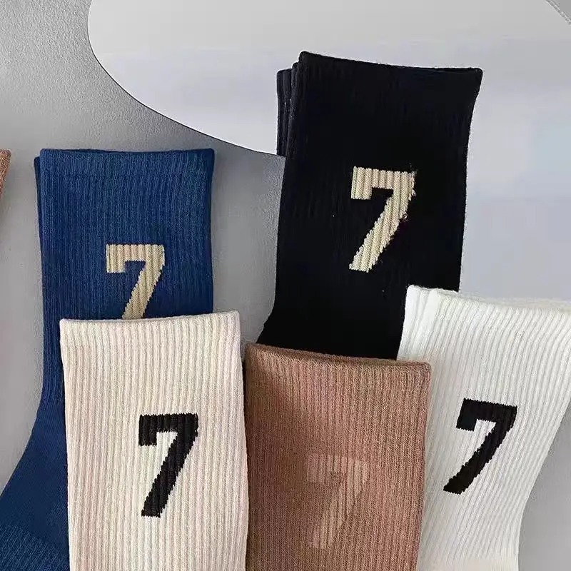 4PCS Neue 1977 Socke Sport Ska – Fear Of God Essential Bewertung und Preis