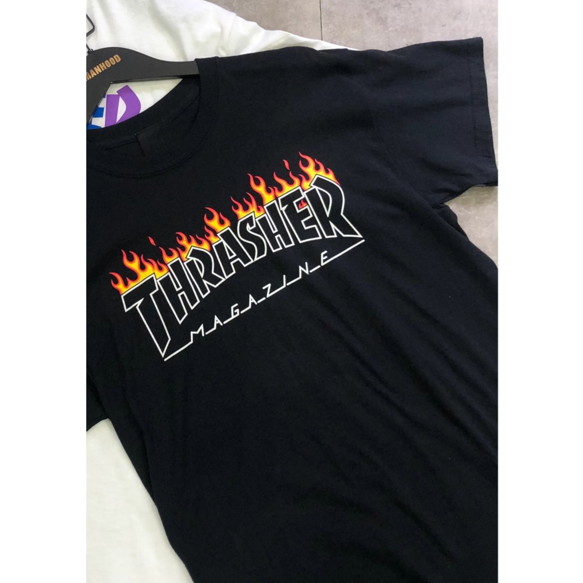 RAINBOW LOGO Skateboarding Mag – Streetwear Brand Magazine Bewertung und Preis